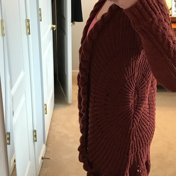 Cardigan - Picture 2 of 6